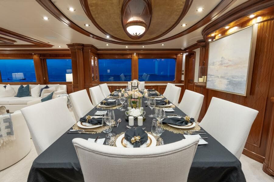 Main Deck Dining