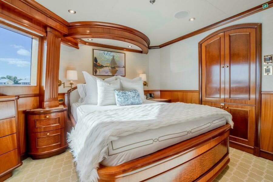 Bridge Deck VIP Guest Stateroom 