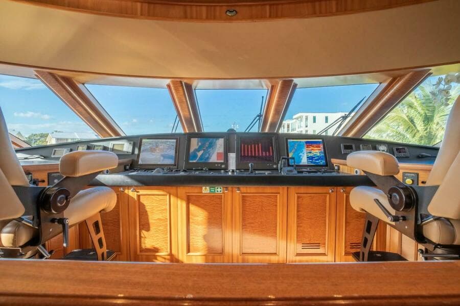 Bridge Deck Wheelhouse