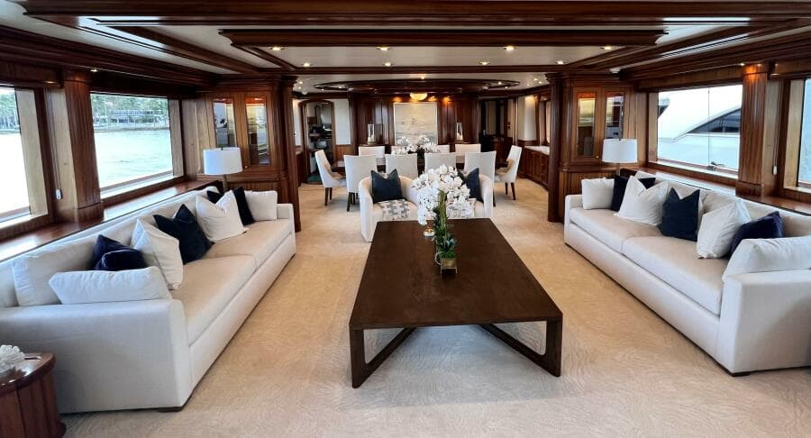 Main Deck Salon 