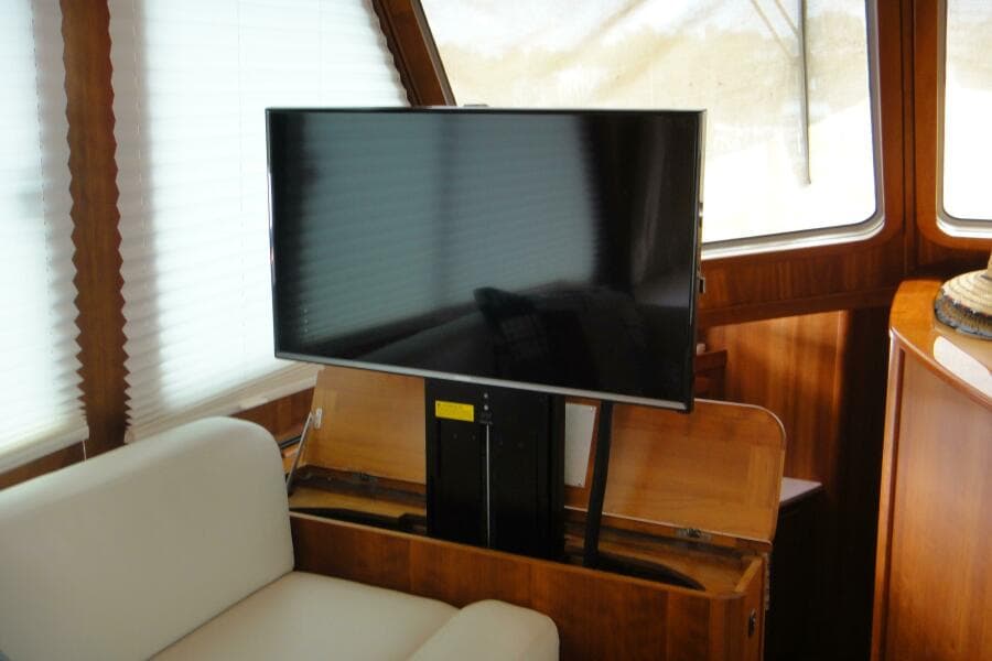 2018 Sabre 48 Salon Express