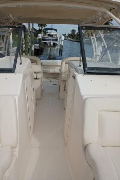 2016 Grady-White Freedom 307
