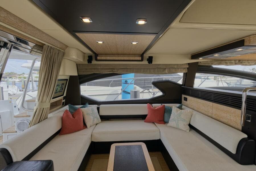 2015 Azimut 64 Flybridge