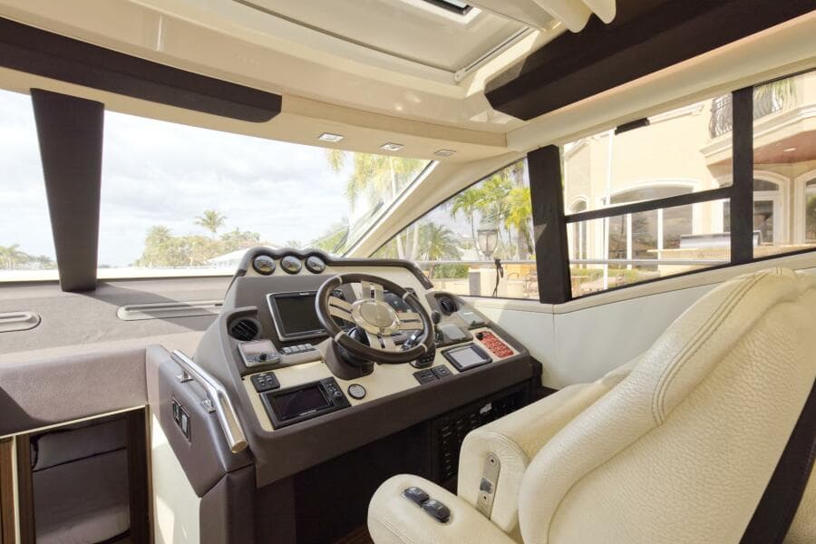 2013 Azimut 55S
