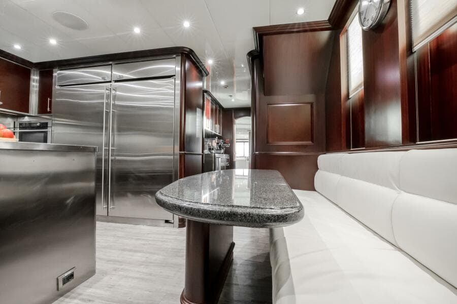2009 Horizon Model Tri-Deck