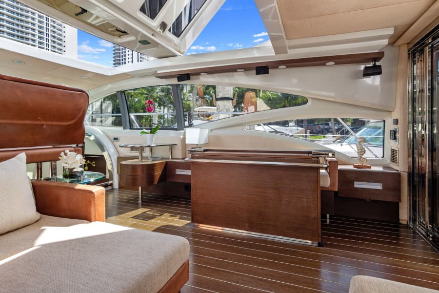 2009 Azimut 68S