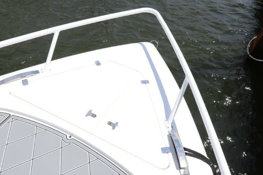 2019 Intrepid 475 Sport Yacht