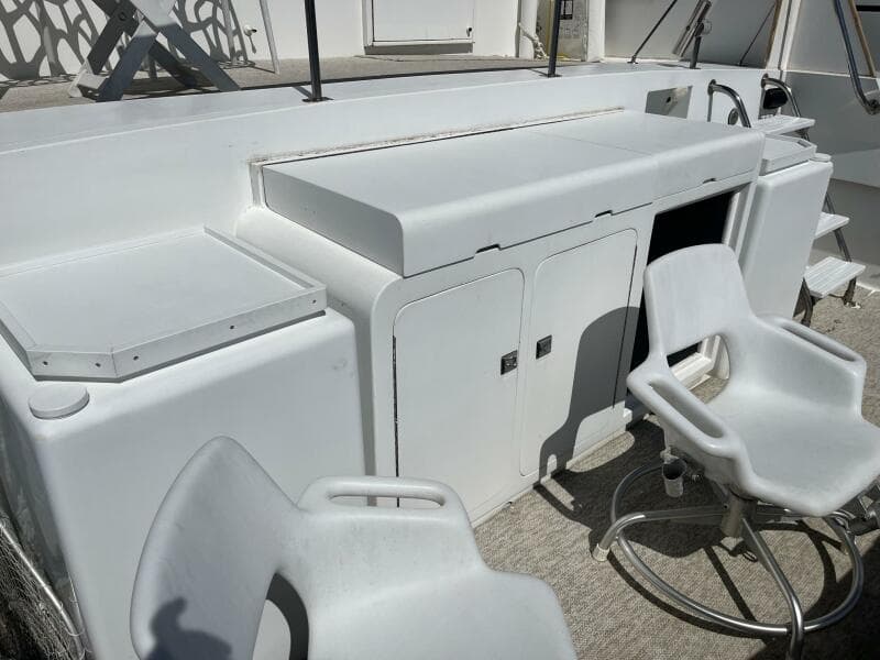 1986 Hatteras 70' Cockpit Motor Yacht