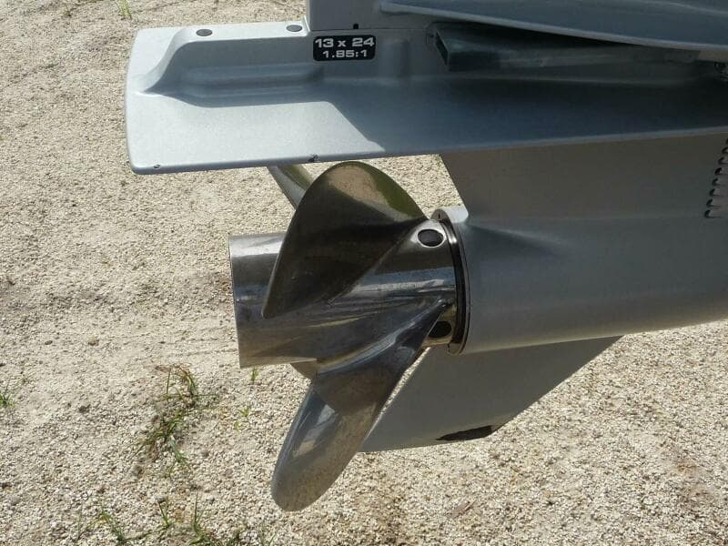 1985 Wellcraft Scarab 34