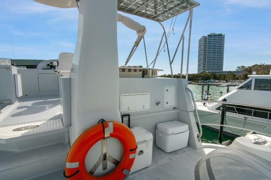 2004 Northern Marine 5700 Expedition