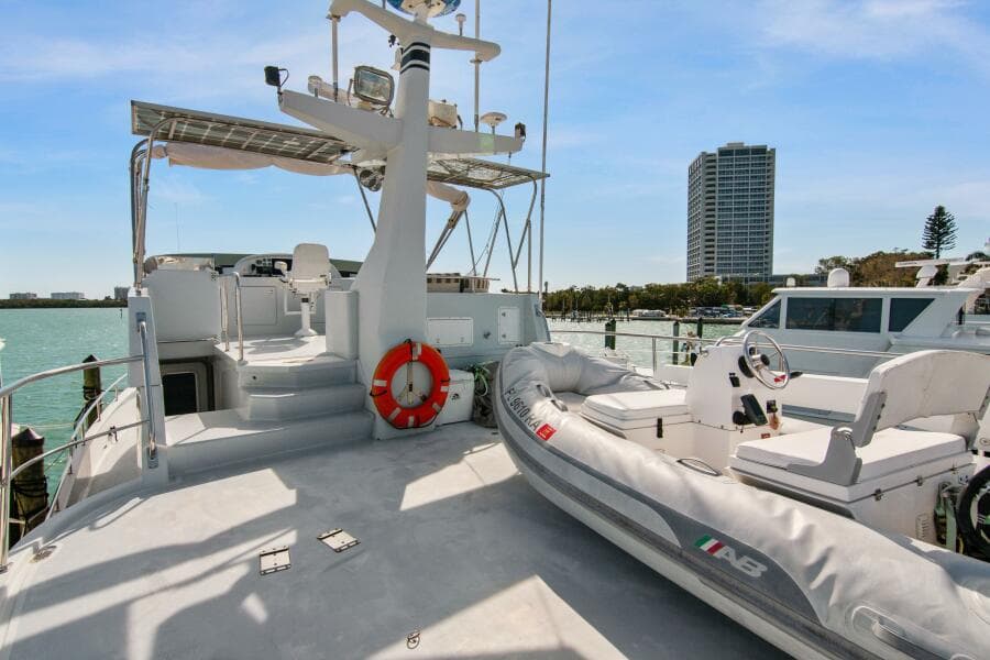 2004 Northern Marine 5700 Expedition