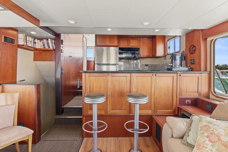 2004 Northern Marine 5700 Expedition