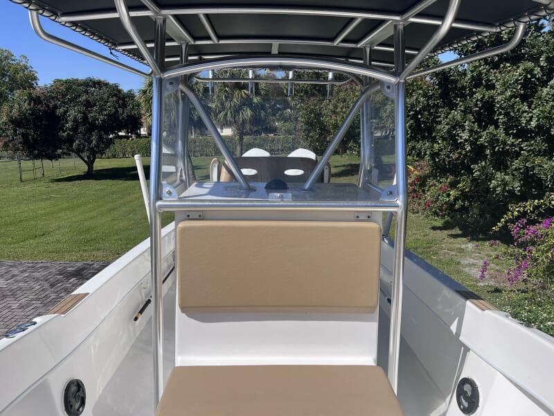 2022 Dusky 278 CENTER CONSOLE