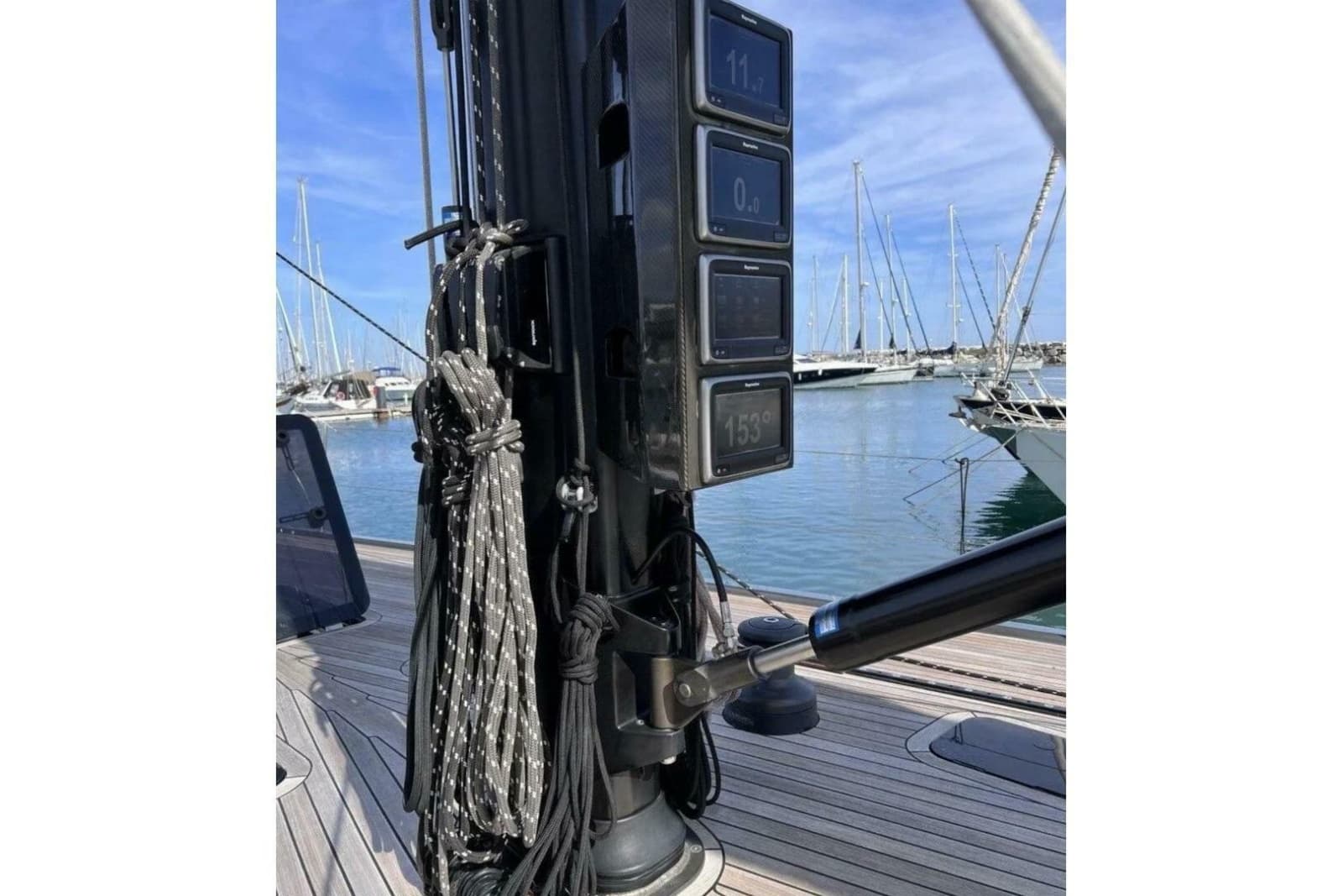 2016 Ice Yachts 62