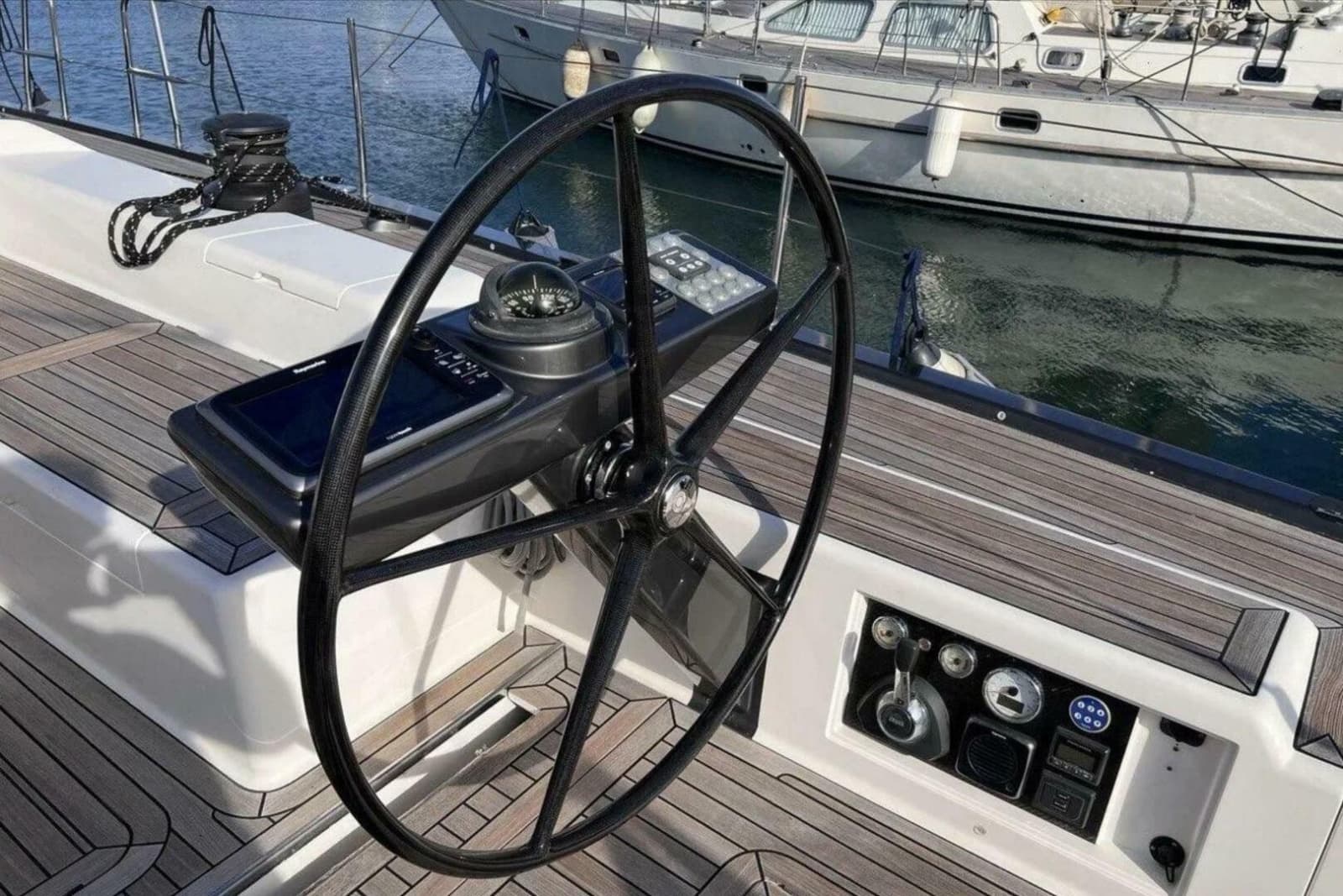2016 Ice Yachts 62