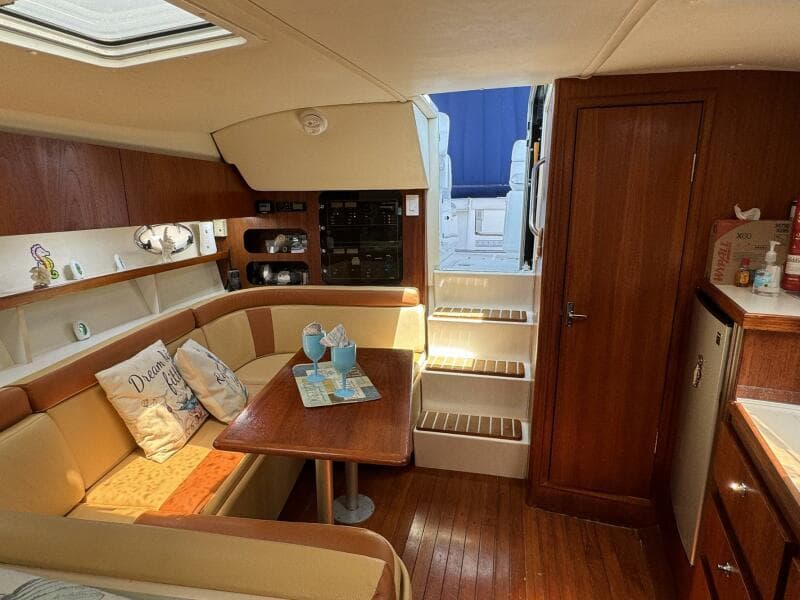 2000 Tiara Yachts 3100 Open