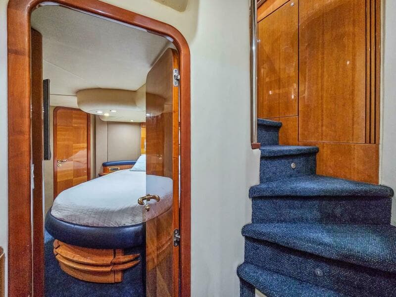 2005 Azimut 55 flybridge