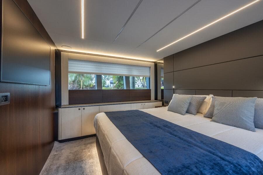 2024 Astondoa 66 Flybridge