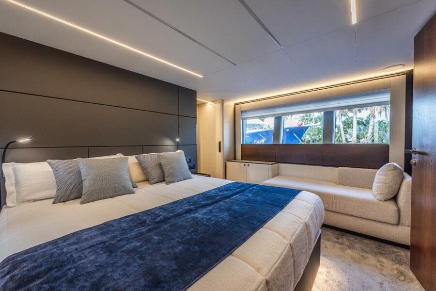 2024 Astondoa 66 Flybridge