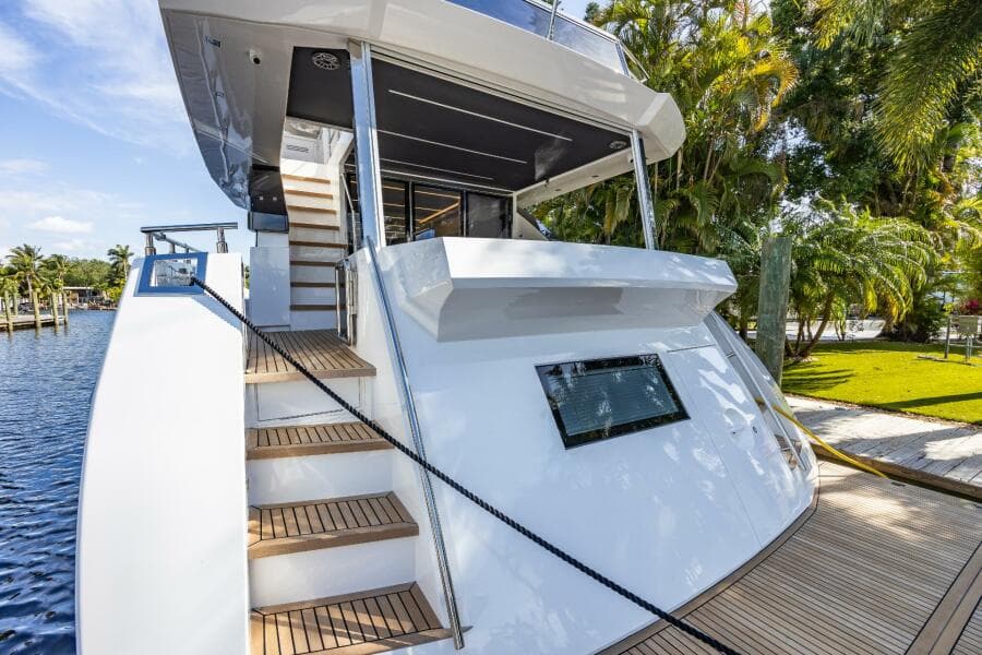 2024 Astondoa 66 Flybridge