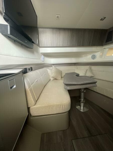 2022 Sea Ray SLX 400