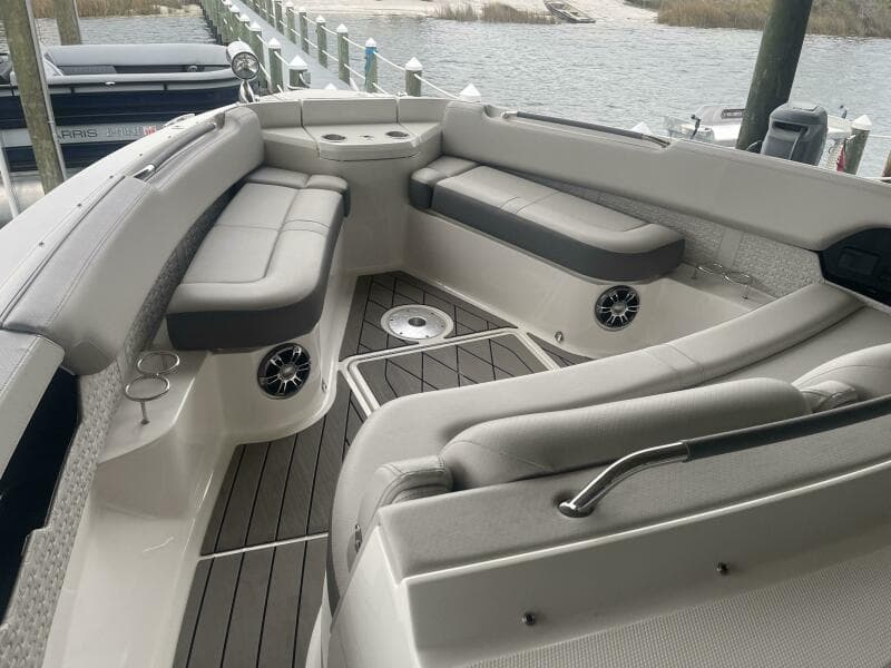 2022 Sea Ray SLX 400