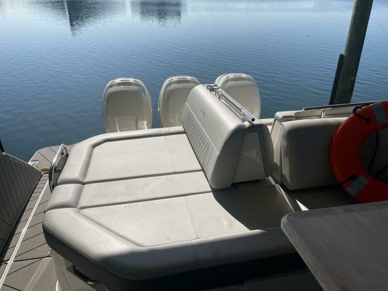 2022 Sea Ray SLX 400