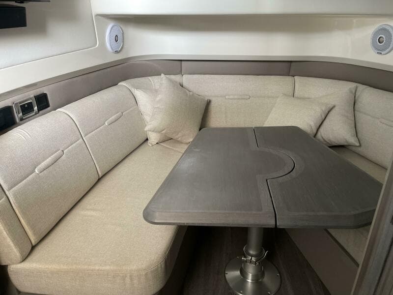 2022 Sea Ray SLX 400