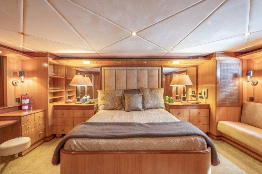2001 Grand Harbour 76