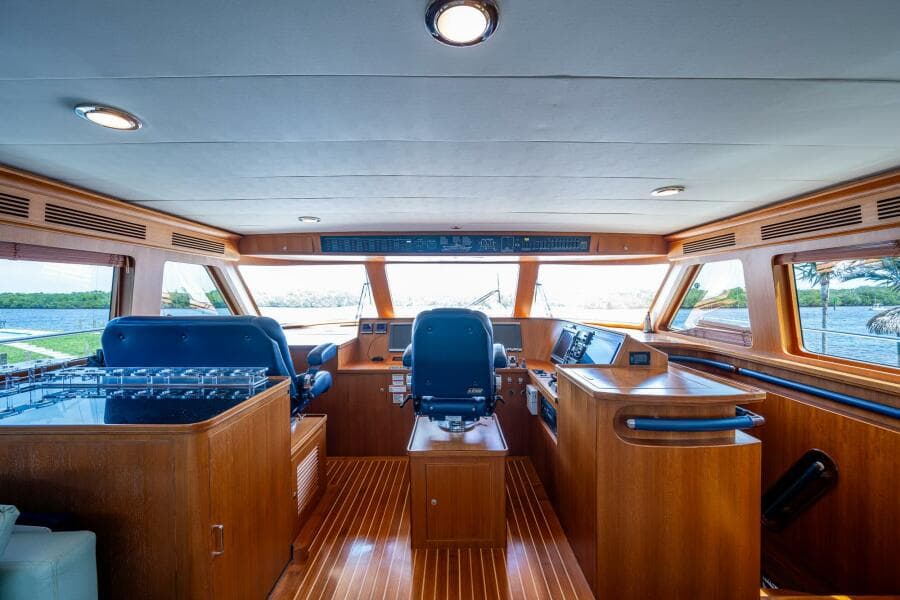 2013 Marlow Explorer Enclosed Bridge (CB)
