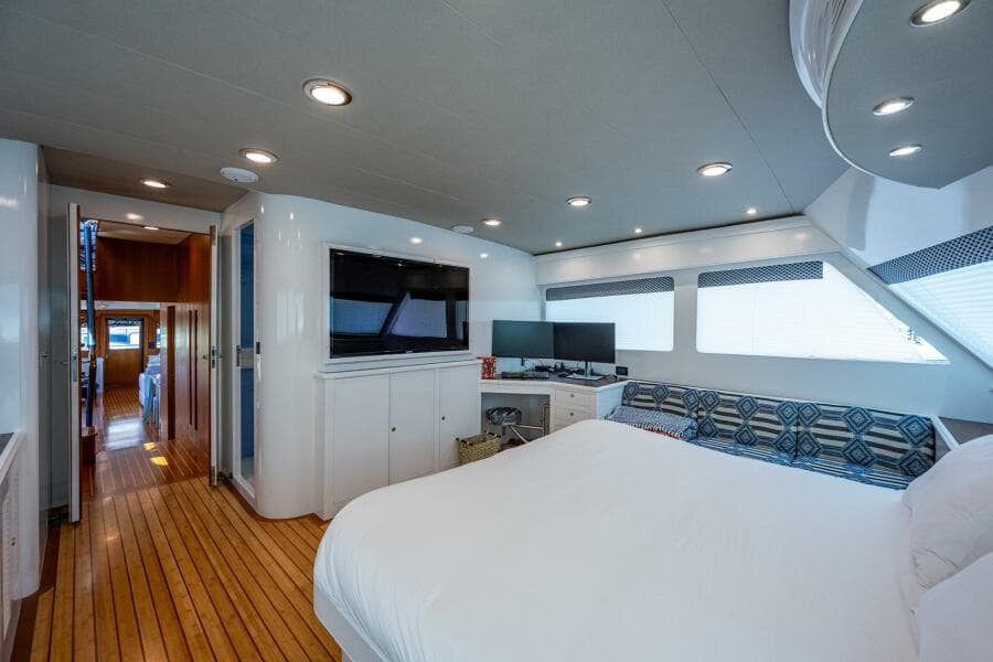 2013 Marlow Explorer Enclosed Bridge (CB)