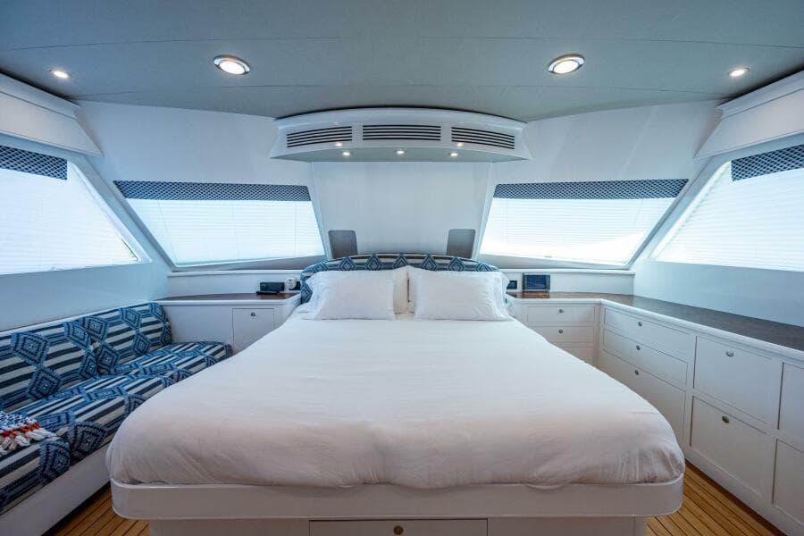 2013 Marlow Explorer Enclosed Bridge (CB)