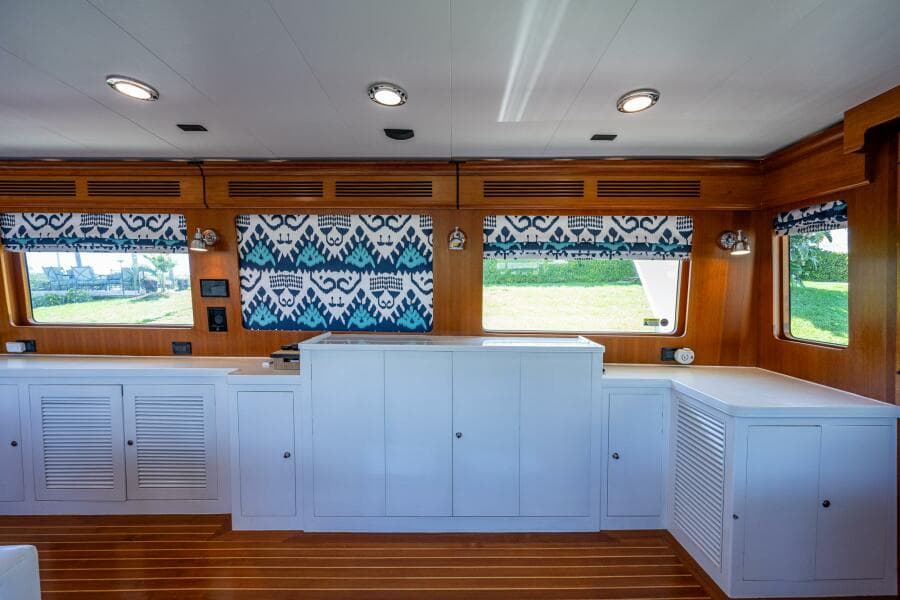 2013 Marlow Explorer Enclosed Bridge (CB)