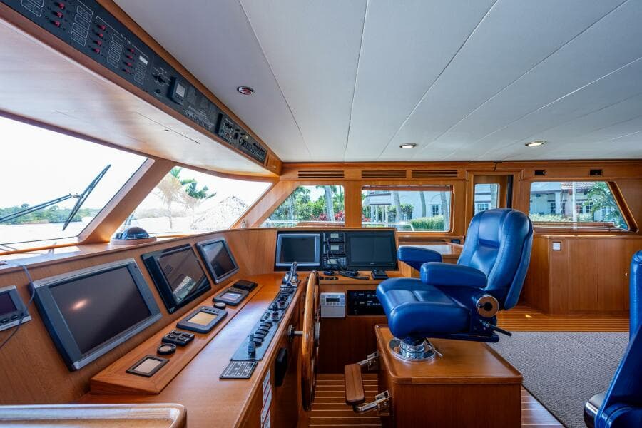 2013 Marlow Explorer Enclosed Bridge (CB)