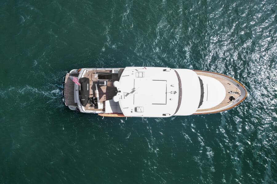 2010 Ocean Alexander 83