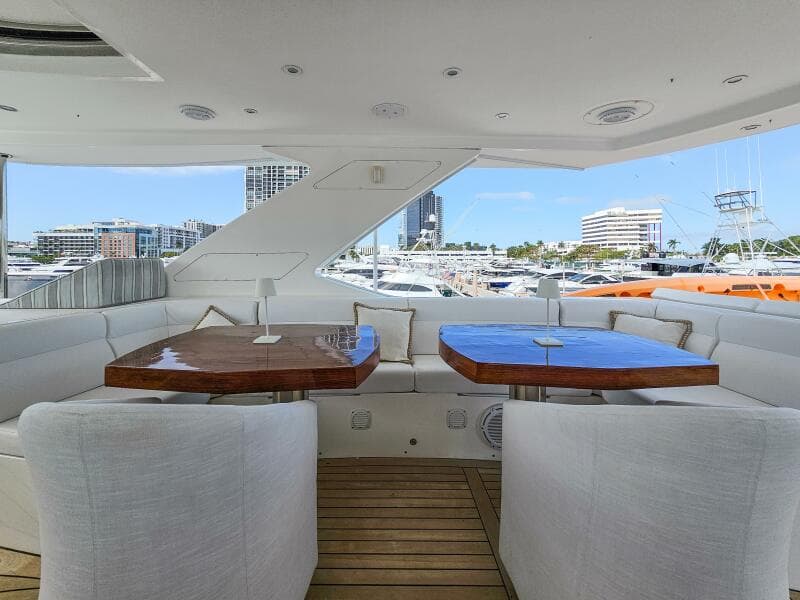 2010 Ocean Alexander 83