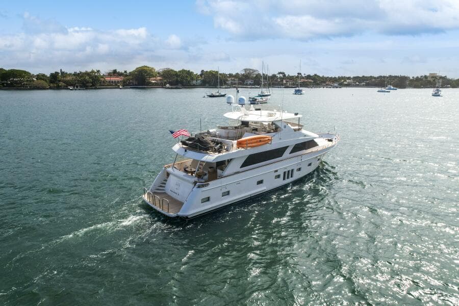2010 Ocean Alexander 83