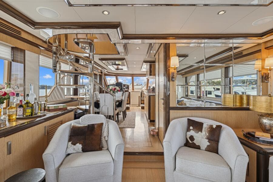 2010 Ocean Alexander 83