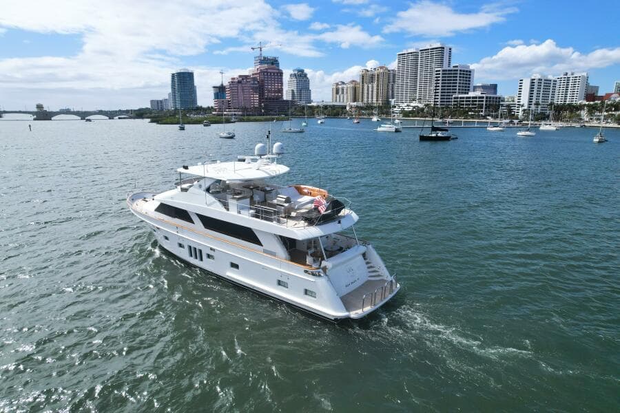 2010 Ocean Alexander 83