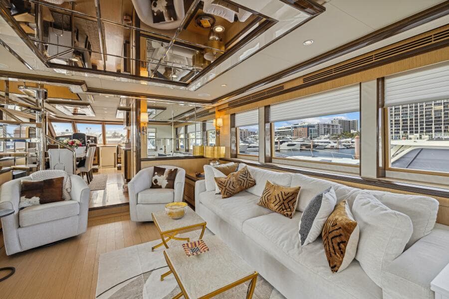 2010 Ocean Alexander 83