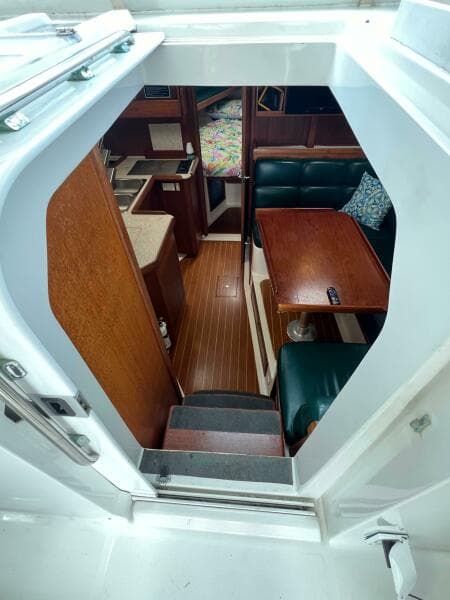 2000 Mainship Pilot 34