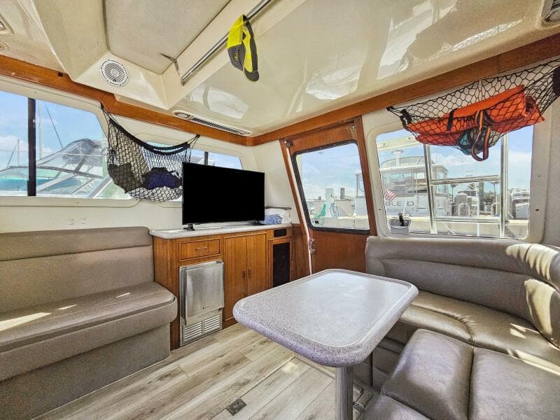 2001 Mediterranean 38 Convertible