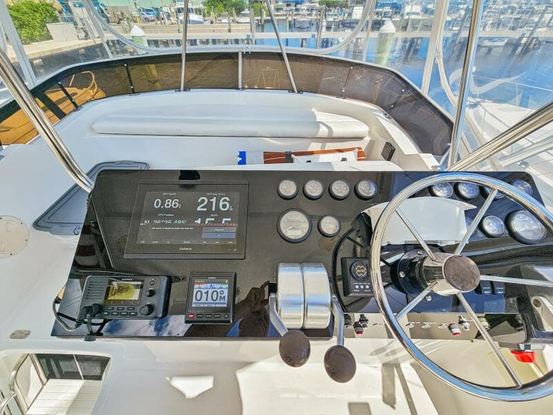 2001 Mediterranean 38 Convertible