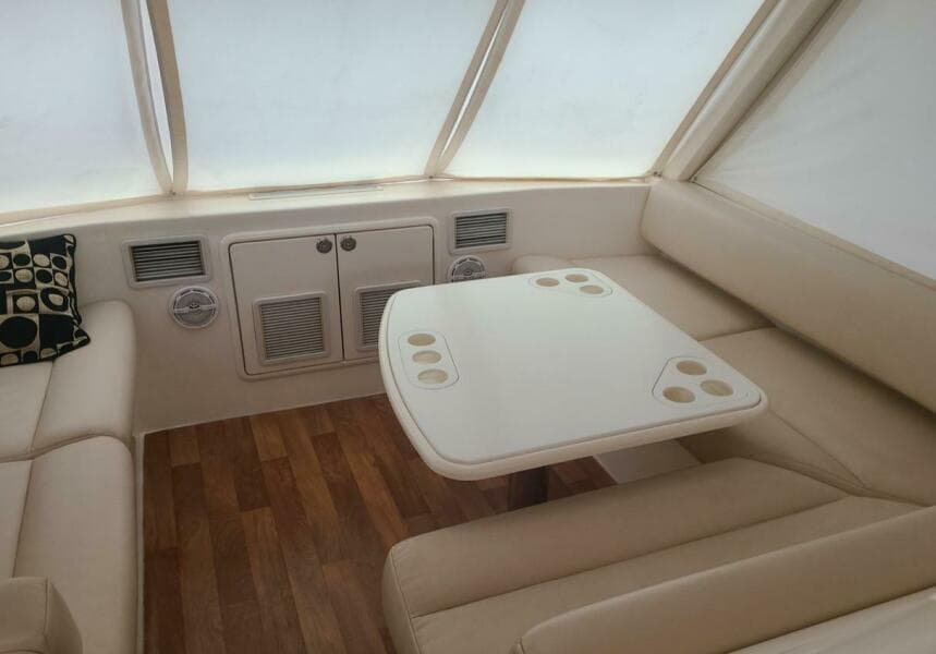 2009 Riviera 47 Enclosed Flybridge Series II
