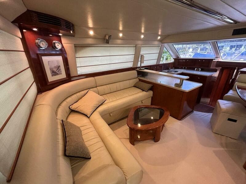 2009 Riviera 47 Enclosed Flybridge Series II