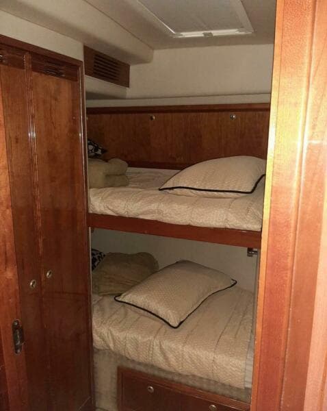 2009 Riviera 47 Enclosed Flybridge Series II