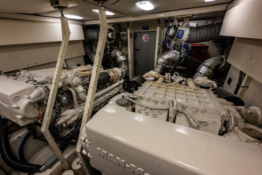2002 Viking Princess 72 Princess Yacht