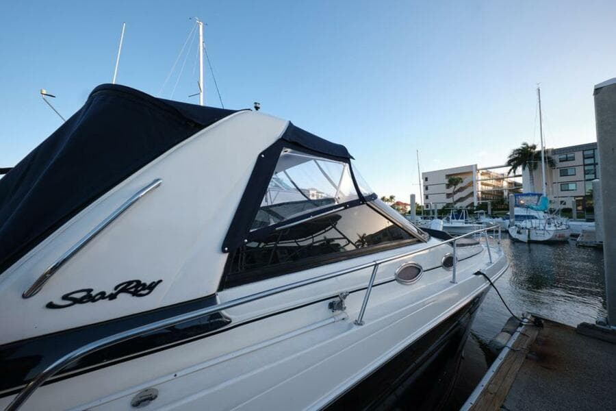 1997 Sea Ray 290 Sundancer
