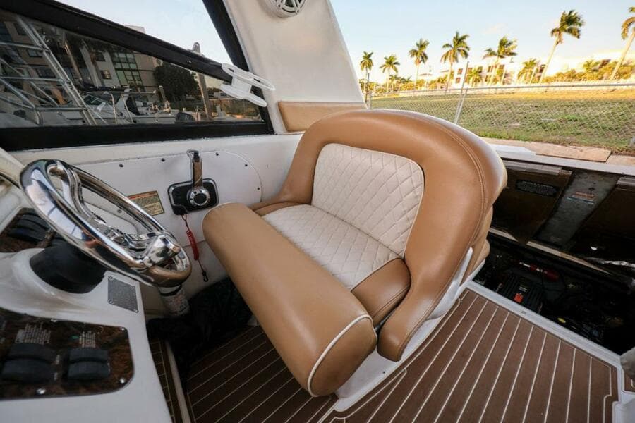 1997 Sea Ray 290 Sundancer