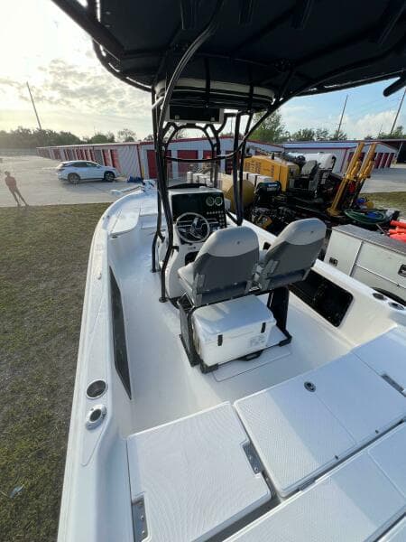 2016 Blue Wave 2400 Pure Bay